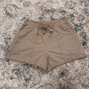 Lululemon Dance Studio High-Rise Short 3.5"